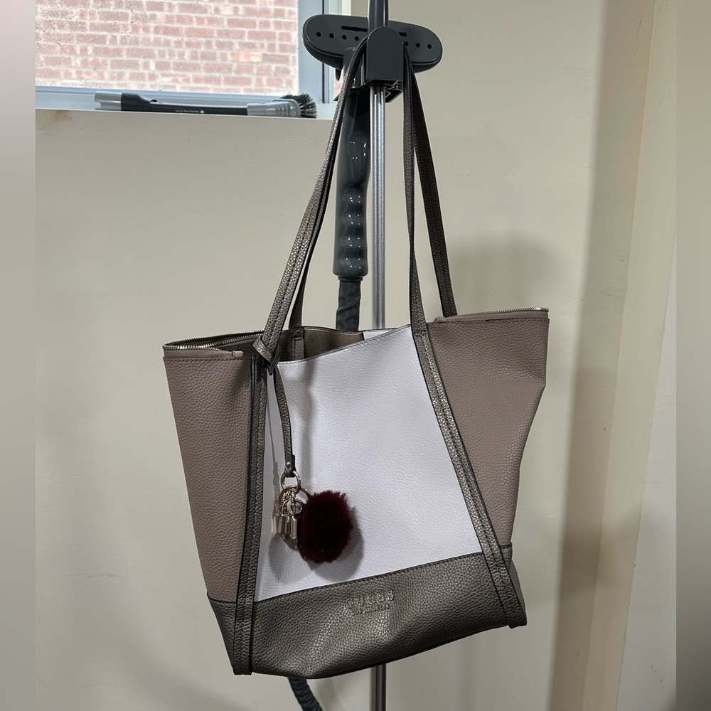 Guess bag